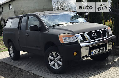 Позашляховик / Кросовер Nissan Titan 2012 в Львові