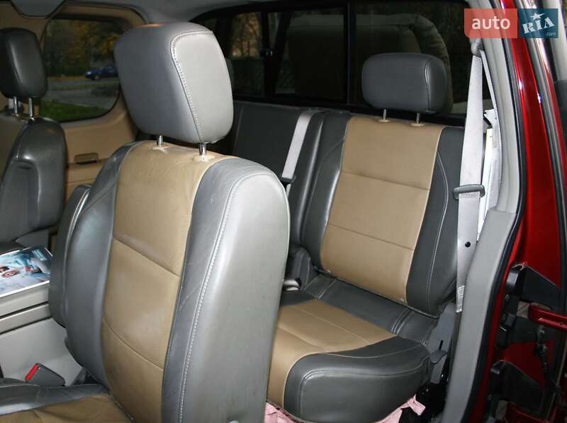 Пікап Nissan Titan 2004 в Запоріжжі