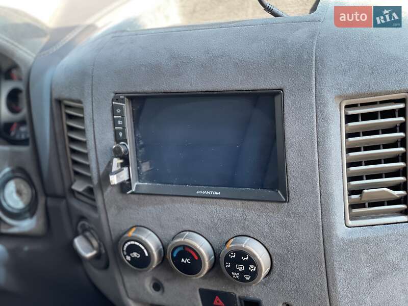 Пікап Nissan Titan 2006 в Києві