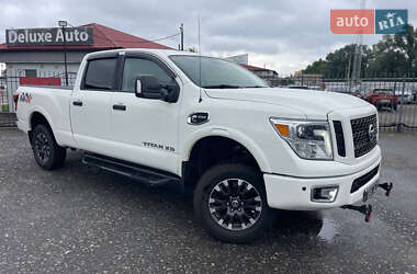 Пикап Nissan Titan 2017 в Киеве