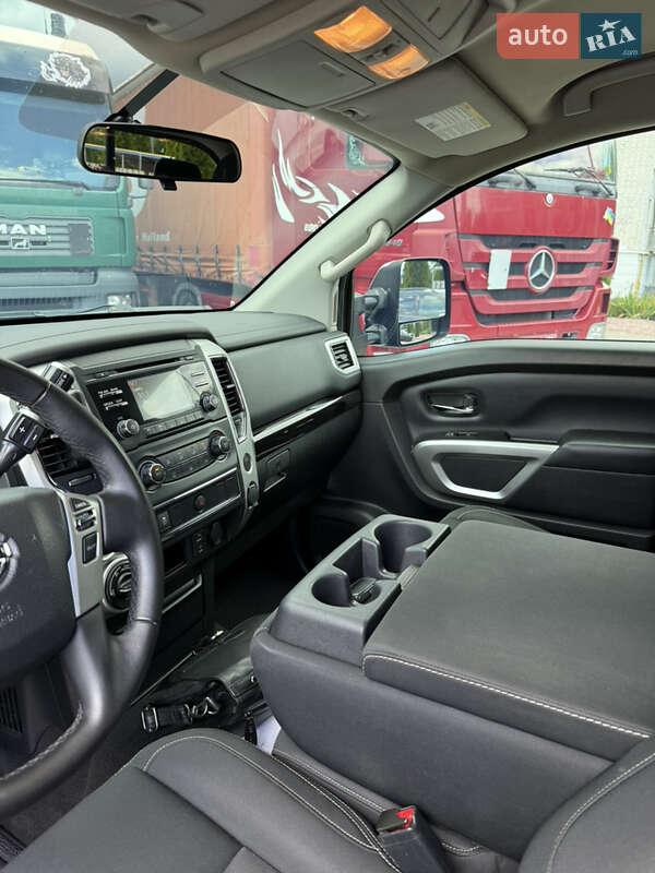 Пикап Nissan Titan 2018 в Житомире
