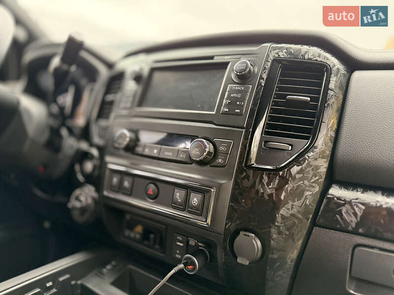 Пікап Nissan Titan 2018 в Києві