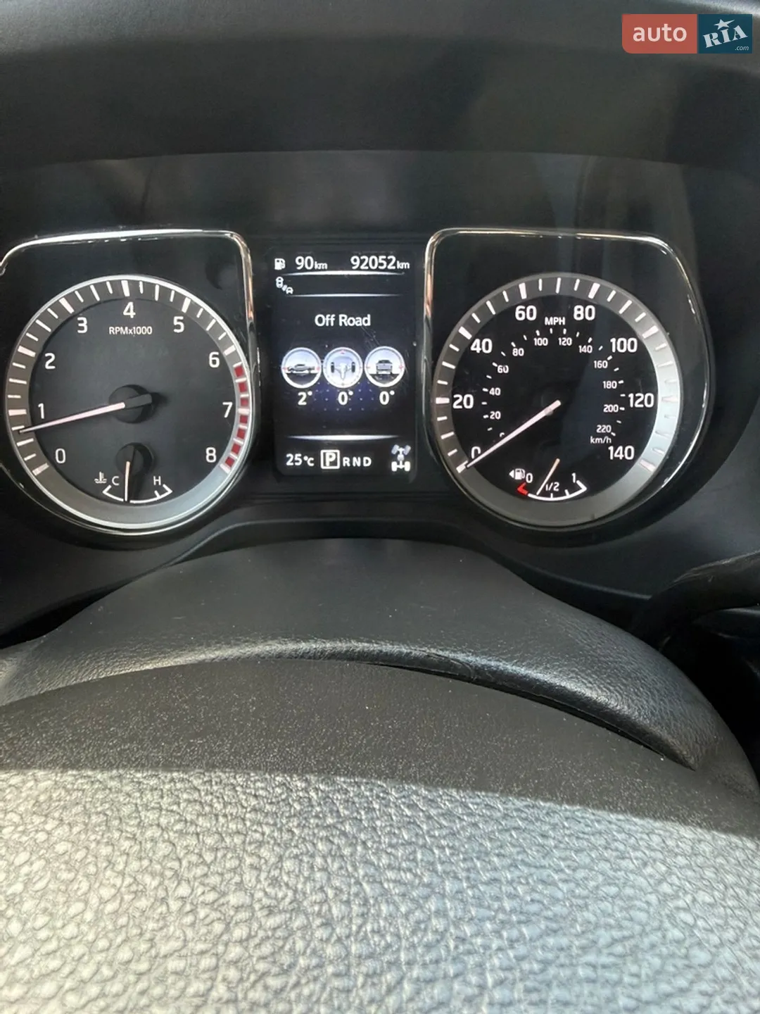 2017 Nissan Titan - мініатюра 21