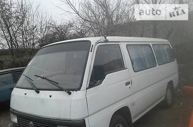 Мінівен Nissan Urvan 1991 в Покровську