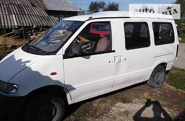 Минивэн Nissan Vanette 1996 в Черновцах