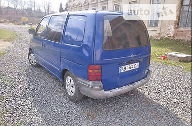 Минивэн Nissan Vanette 2000 в Кривом Роге