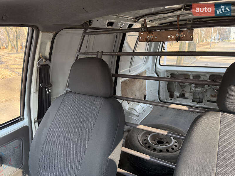 Мінівен Nissan Vanette 2001 в Чернівцях