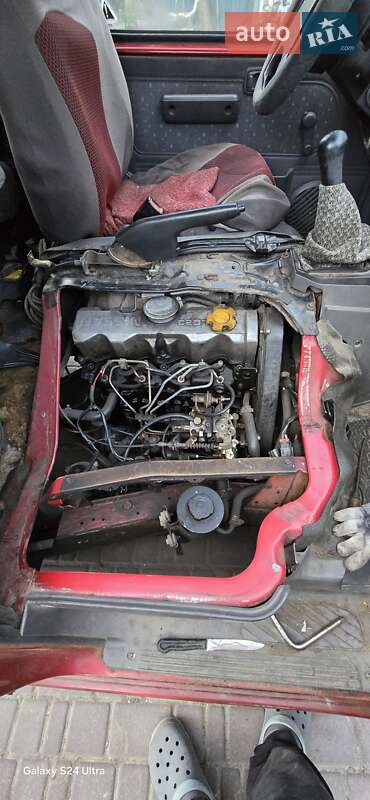 Мінівен Nissan Vanette 1997 в Гоголеві