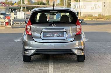 Хэтчбек Nissan Versa Note 2017 в 