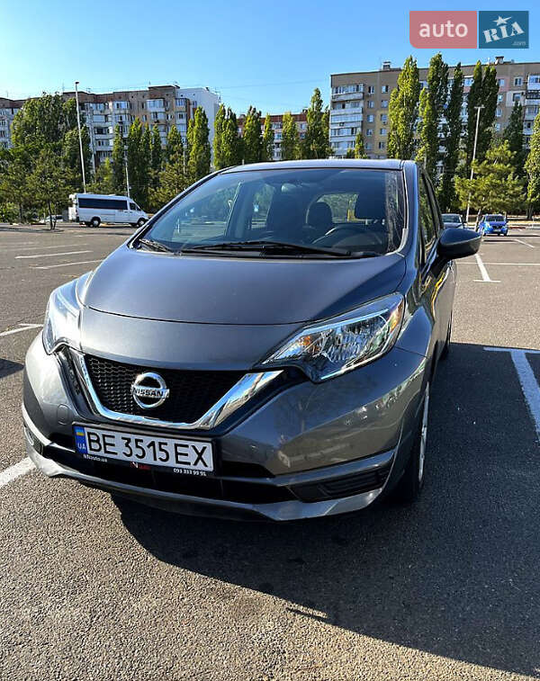 Хэтчбек Nissan Versa Note 2017 в Львове