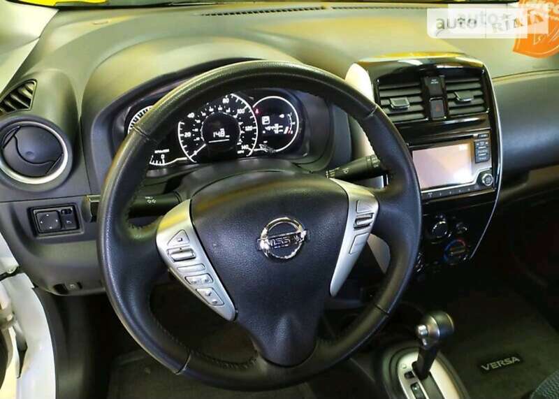 Хэтчбек Nissan Versa Note 2017 в Одессе