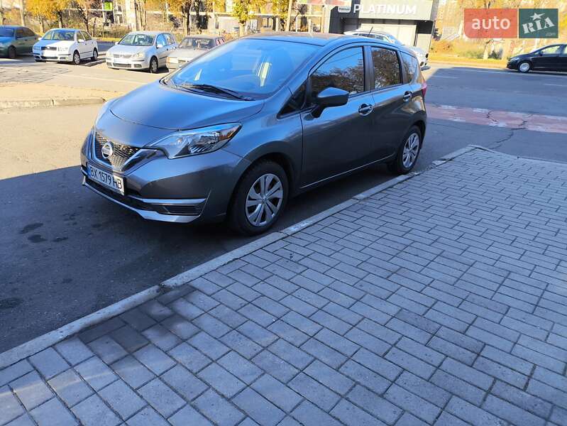 Хэтчбек Nissan Versa Note 2017 в 