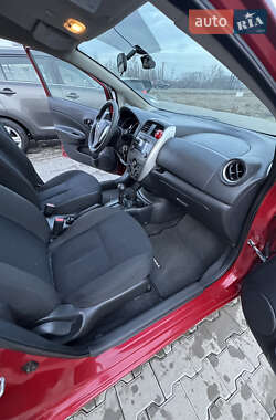 Хэтчбек Nissan Versa Note 2015 в 