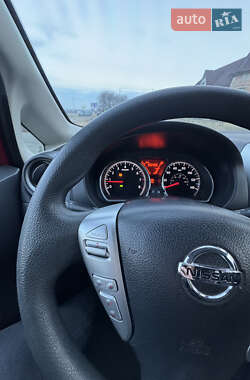 Хэтчбек Nissan Versa Note 2015 в 
