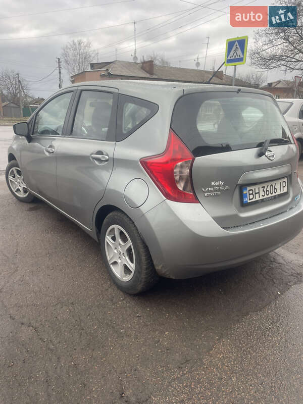 Хетчбек Nissan Versa Note 2014 в Ніжині