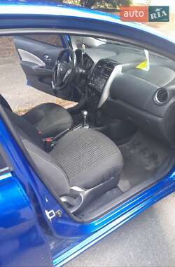 Хэтчбек Nissan Versa Note 2014 в 