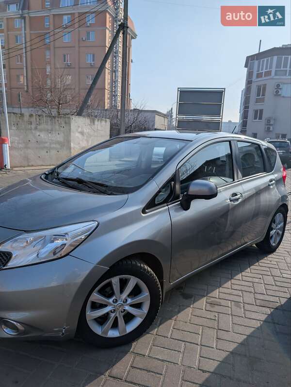 Хетчбек Nissan Versa Note 2014 в 