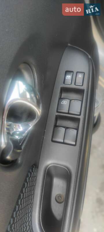 Хэтчбек Nissan Versa Note 2015 в Броварах