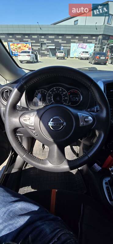 Хэтчбек Nissan Versa Note 2015 в Святопетровское