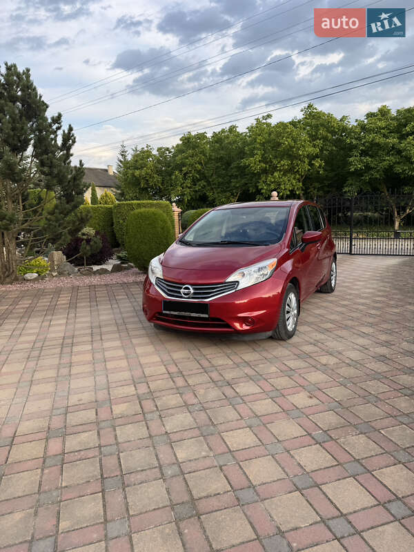 Хэтчбек Nissan Versa Note 2015 в 