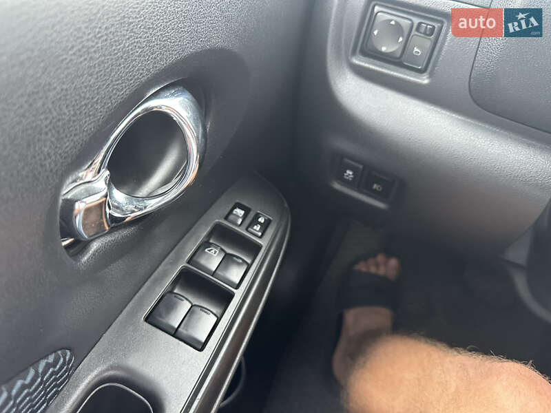 Хэтчбек Nissan Versa Note 2014 в Нежине