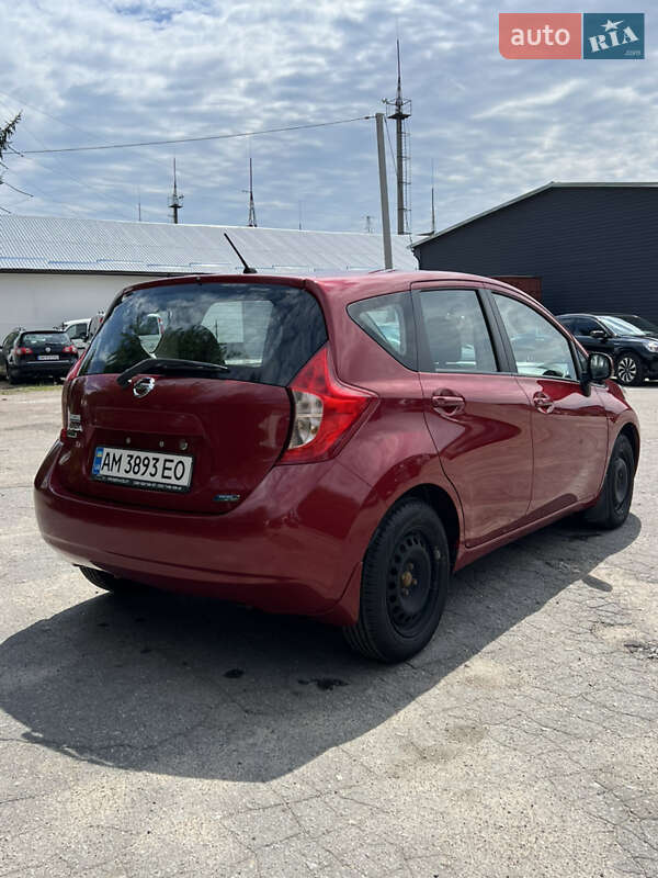 Хэтчбек Nissan Versa Note 2014 в Житомире фото 7 Хэтчбек Nissan Versa Note 2014 в Житомире
