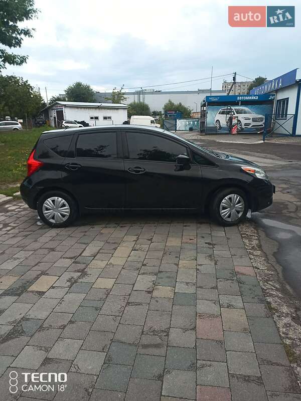Хетчбек Nissan Versa Note 2015 в Львові