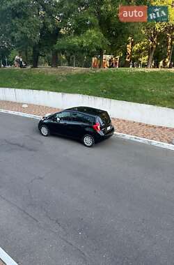 Хэтчбек Nissan Versa Note 2015 в 