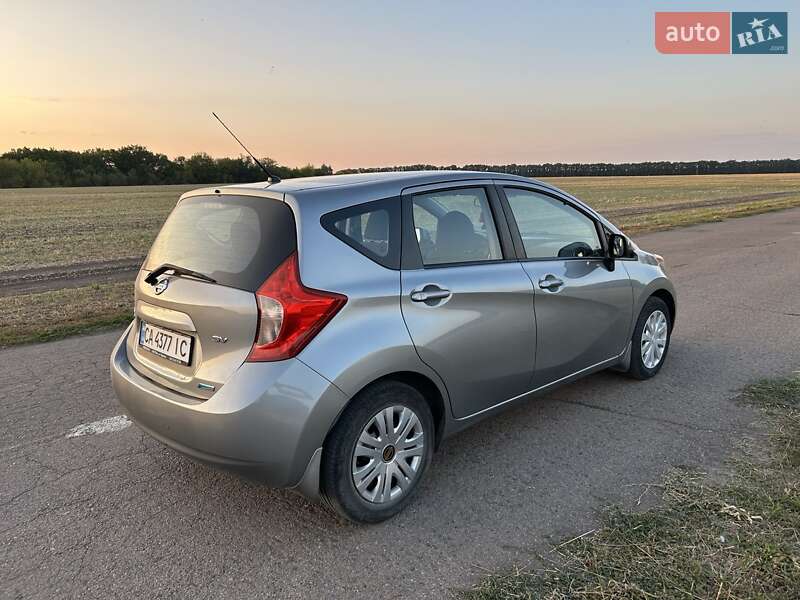 Хетчбек Nissan Versa Note 2013 в Смілі