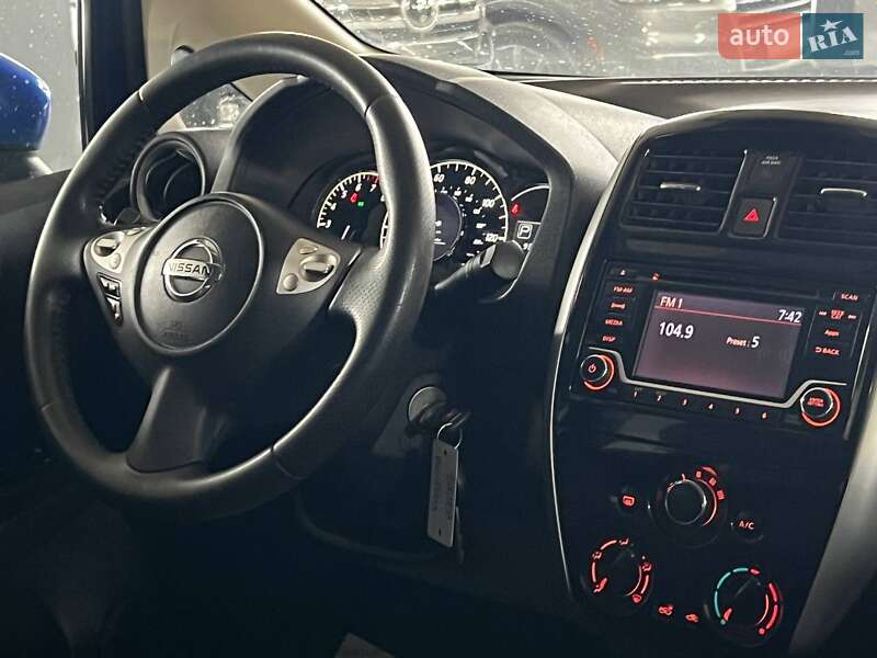 Хэтчбек Nissan Versa Note 2014 в Одессе