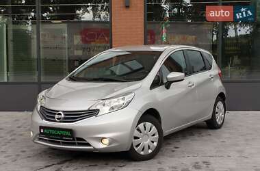 Хэтчбек Nissan Versa Note 2015 в Киеве