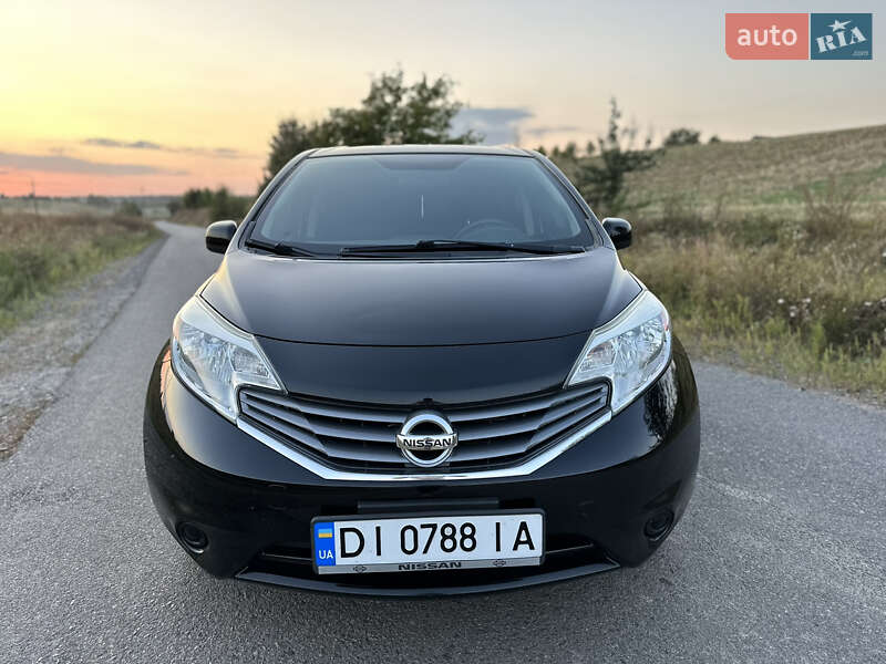 Хэтчбек Nissan Versa Note 2013 в Виннице