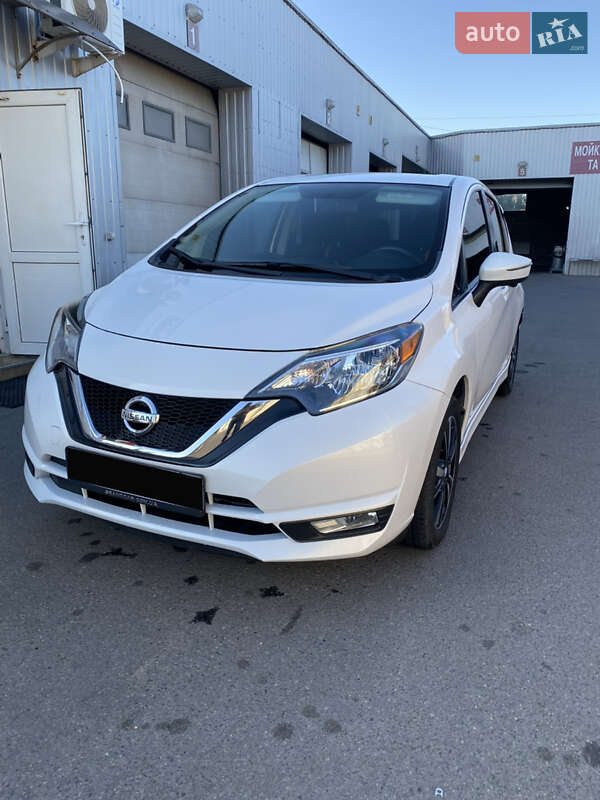 Nissan Versa Note 2017