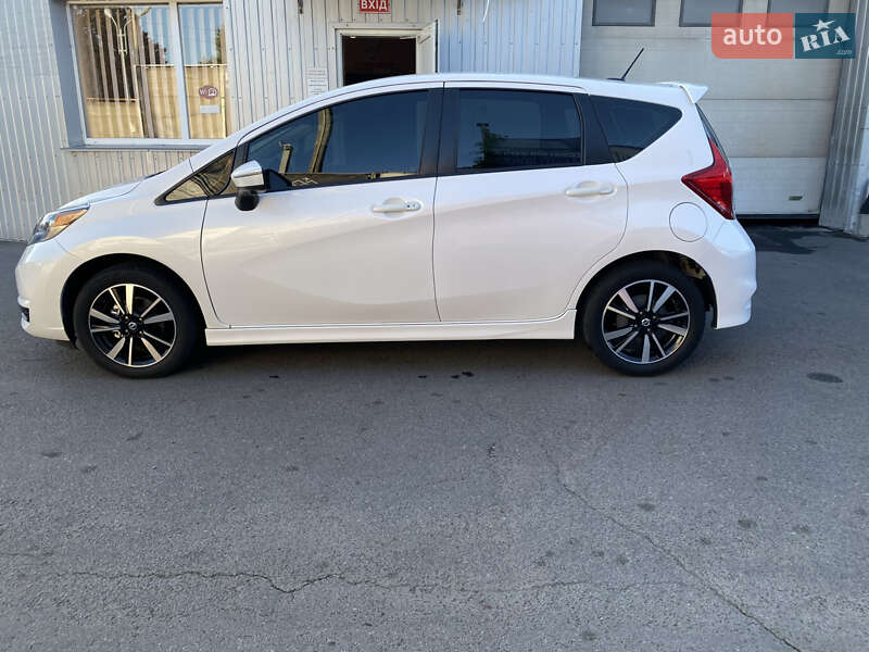 Хетчбек Nissan Versa Note 2017 в Вінниці