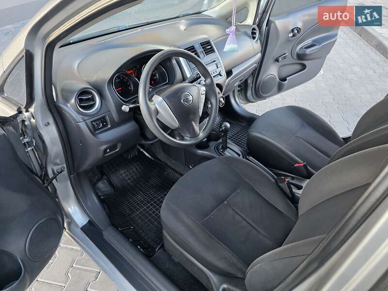 Хэтчбек Nissan Versa Note 2014 в Хмельницком