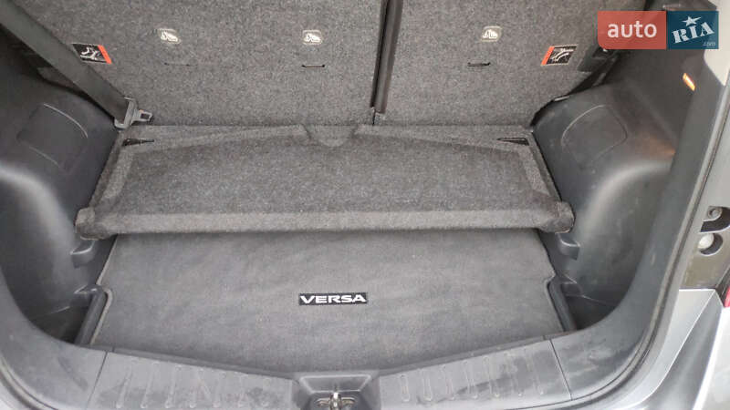 Хэтчбек Nissan Versa Note 2018 в Киеве