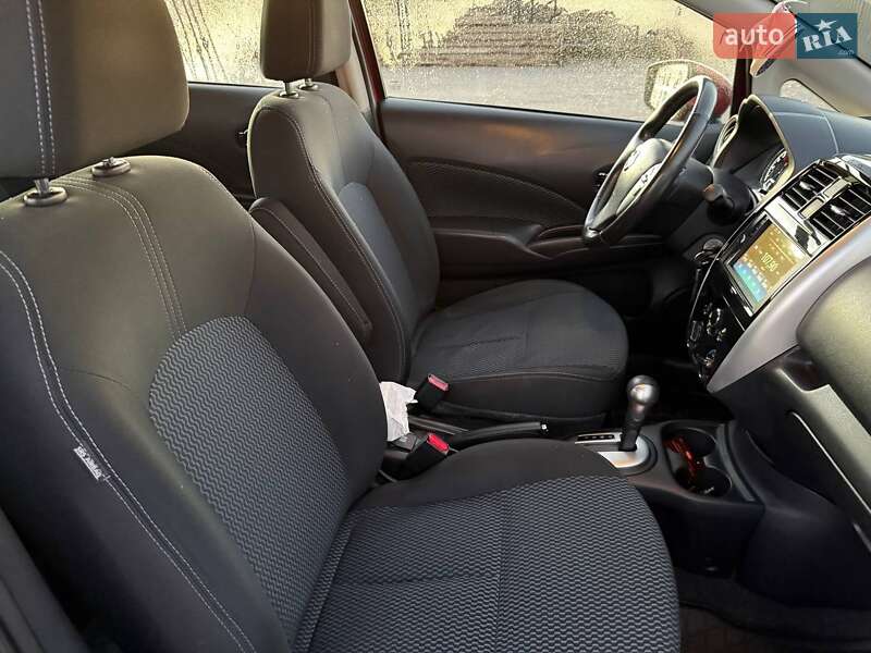 Хетчбек Nissan Versa Note 2015 в Одесі