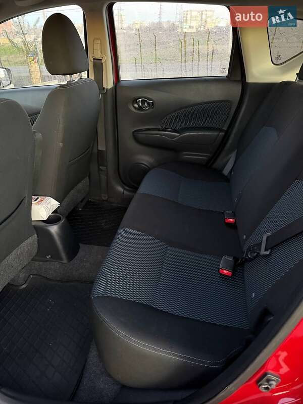 Хетчбек Nissan Versa Note 2015 в Одесі