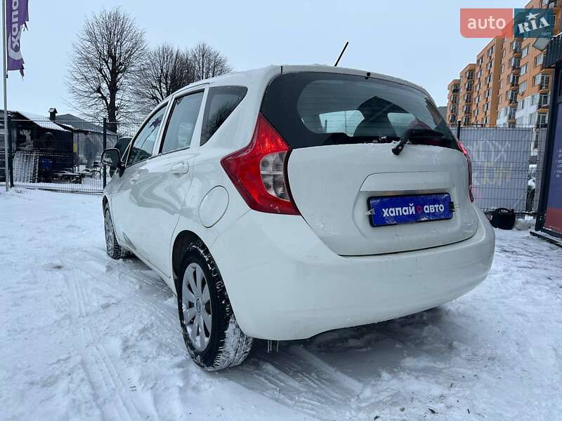 Хетчбек Nissan Versa Note 2013 в Вінниці