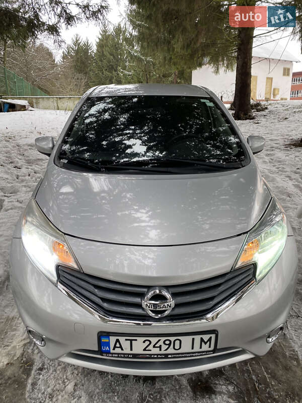 Хэтчбек Nissan Versa Note 2015 в Бурштыне