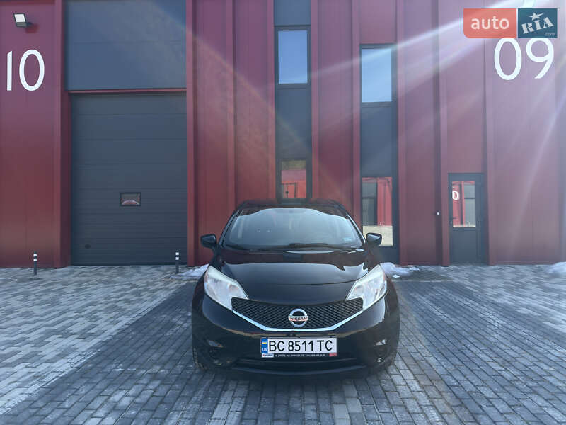 Хэтчбек Nissan Versa Note 2015 в Львове
