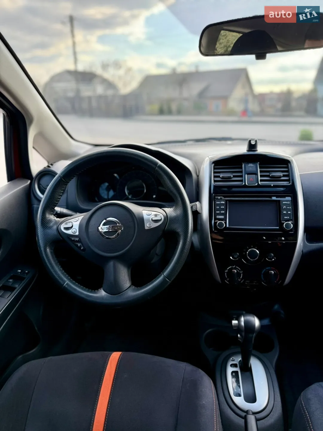 2017 Nissan Versa - мініатюра 27