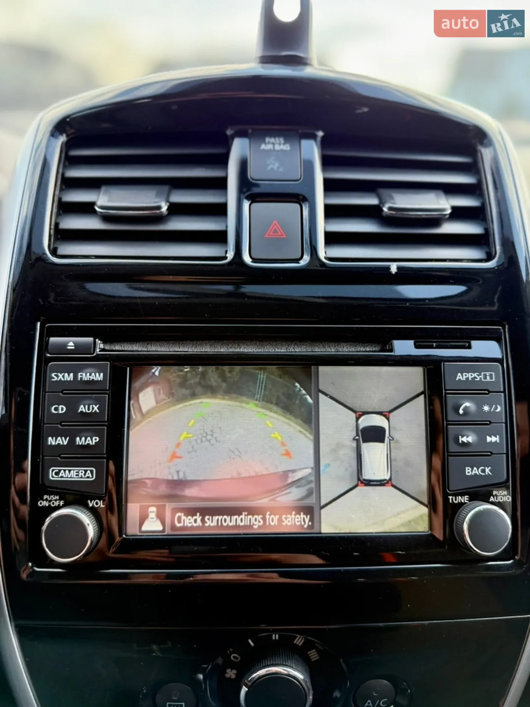 2017 Nissan Versa - мініатюра 34