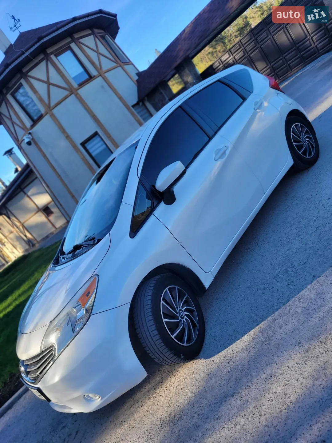 2016 Nissan Versa - мініатюра 3