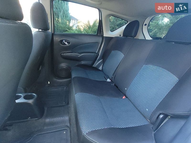 Хэтчбек Nissan Versa Note 2016 в Днепре