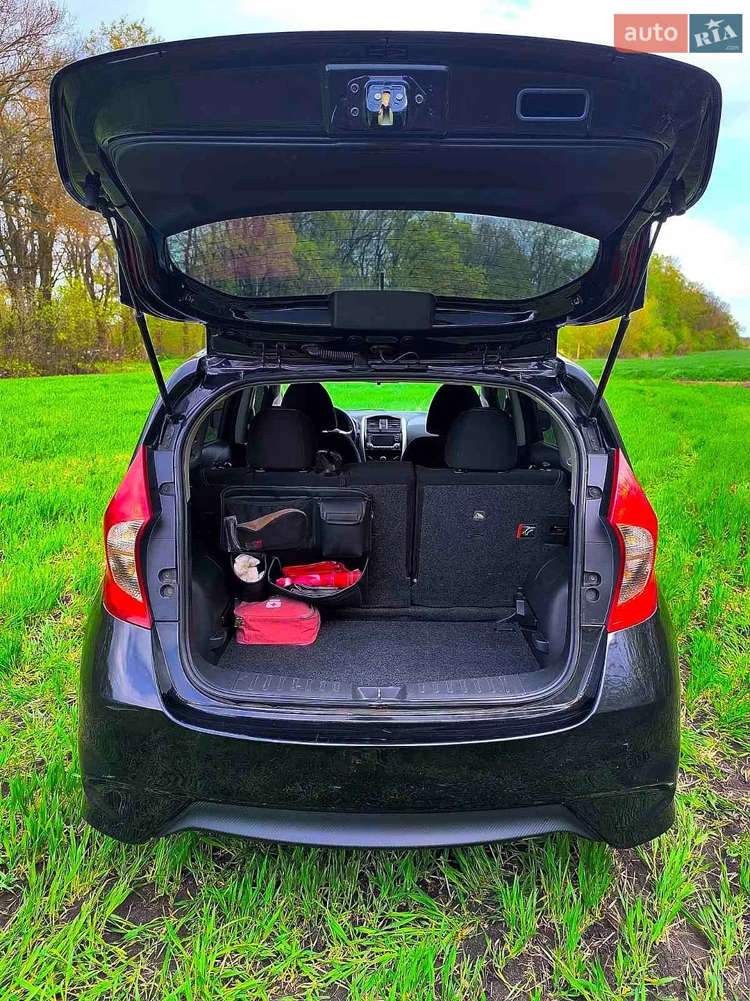 2017 Nissan Versa - мініатюра 12