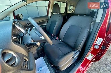 Хэтчбек Nissan Versa Note 2016 в Киеве
