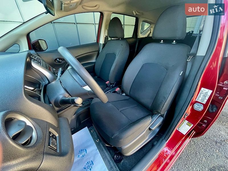 Хэтчбек Nissan Versa Note 2016 в Киеве