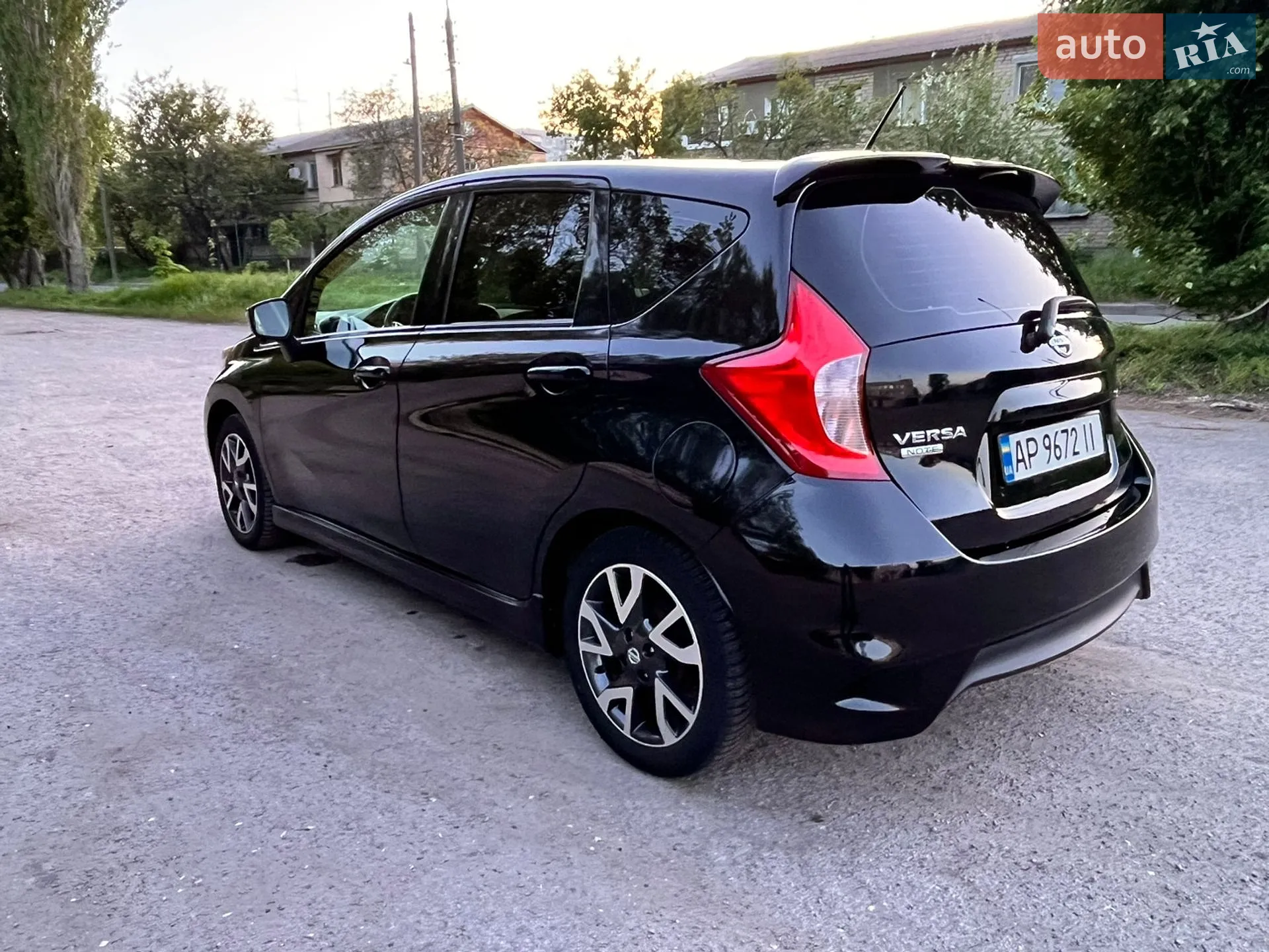 2017 Nissan Versa - мініатюра 6