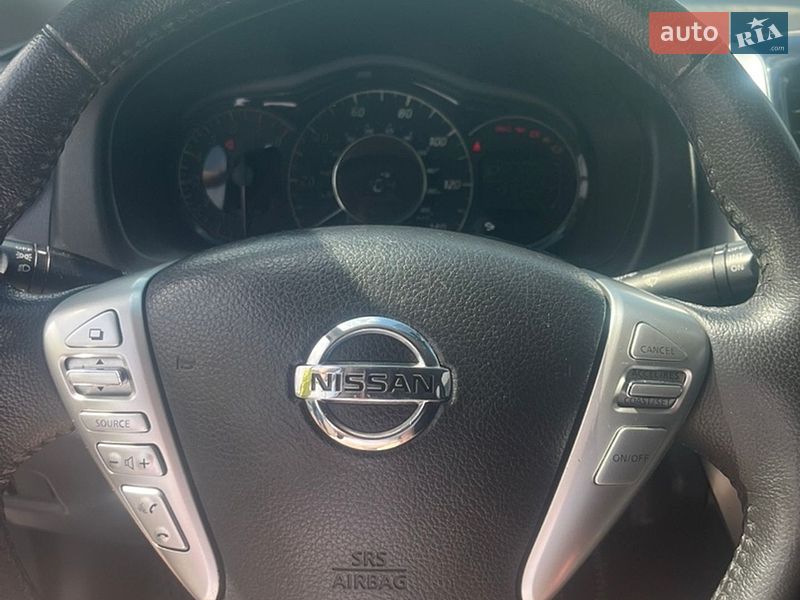 Хетчбек Nissan Versa Note 2014 в Полтаві
